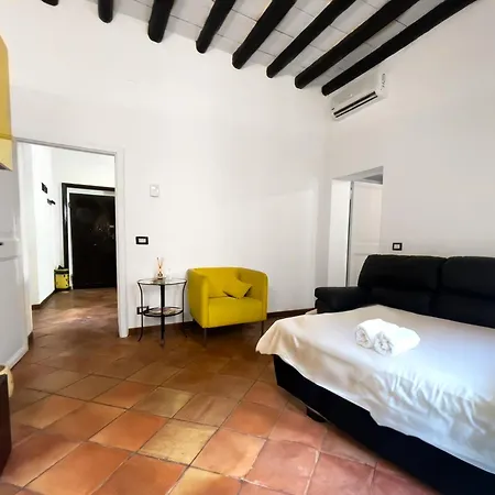Casa vacanze Yellow Butterfly House Holiday