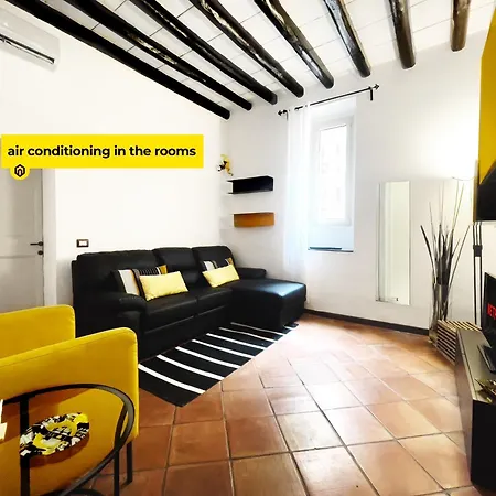 Semesterbostad Yellow Butterfly House Holiday Rom